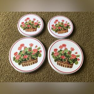 4 Round Metal Burner Covers Red Flowers, Cottage Core Farmhouse 10 And 8” VTG